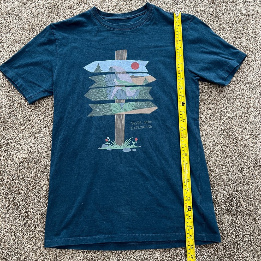 The North Face “Never Stop Exploring” Blue T-shirt Adult size Small Hike Cotton