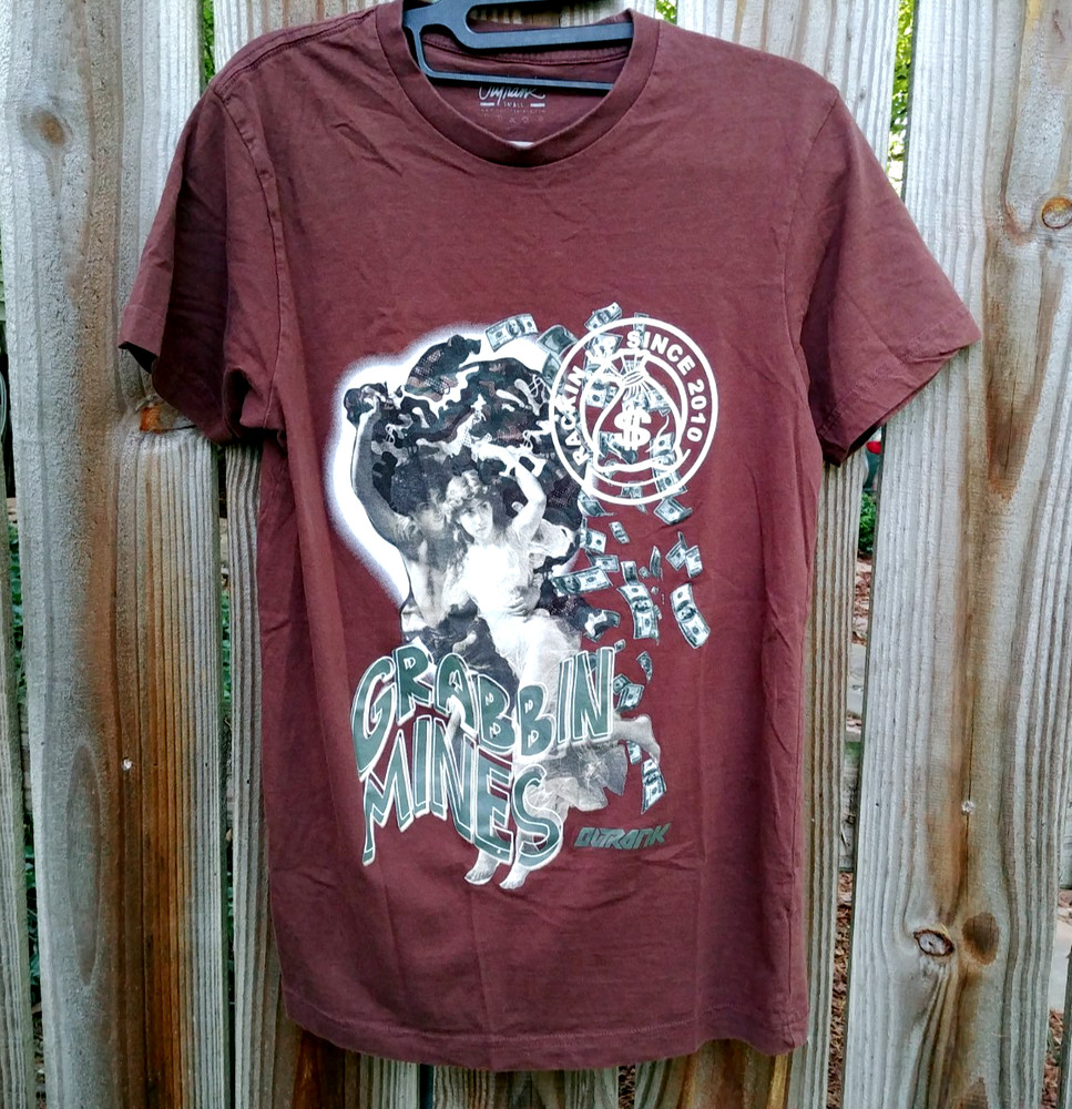 Men’s OUTRANK Graphic T SHIRT Grabbin Mines Money Rackin Up ~ Small