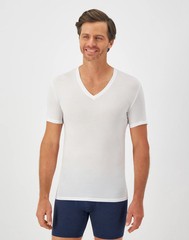 Hanes Perfect Flex Men’s Tee, White V-Neck Undershirt, 1-Pack