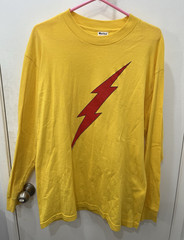 Vintage Reverse Flash DC Comics Logo Graphic Yellow Long Sleeve Shirt Men’s L