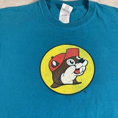 Buc-ee’s Shirt Mens Medium Livin For The Weekend Beaver Texas Roadtrip Tee