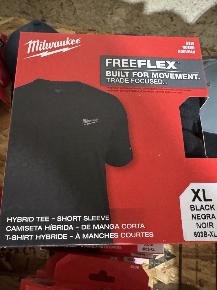 Milwaukee 603B-XL Hybrid Work Tee T-Shirt Black, Short Sleeve, XL
