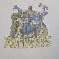 Marvel Avengers Shirt Mens 2XL White Graphic Tee Superhero Comic Book