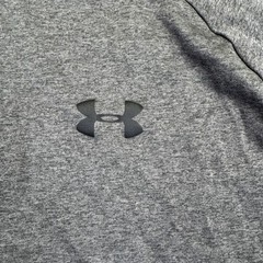Under Armour The Tech Tee Shirt Mens Size Large Gray Short Sleeve Raglan 1326413