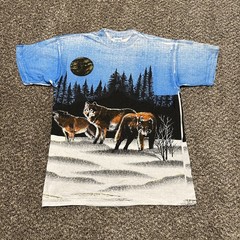 Vintage Wolf T shirt Size M 90s All Over Print Nature – Pre-owned