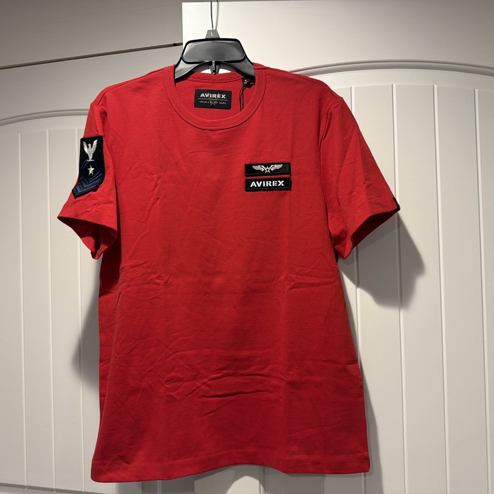 AVIREX Salvage Red Patch Logo Crew Neck T-Shirt NEW Men’s Size Size Medium