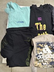 Men’s Lot of 9 T Shirts Medium Various Brands and Colors