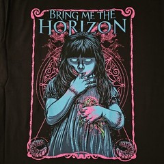 FREE SAME DAY SHIPPING New BRING ME THE HORIZON Can You Feel My Heart MEDIUM