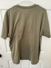 Men’s Vuori V1 Logo T Shirt Green Logo Short Sleeve Gym V925 Performance XL