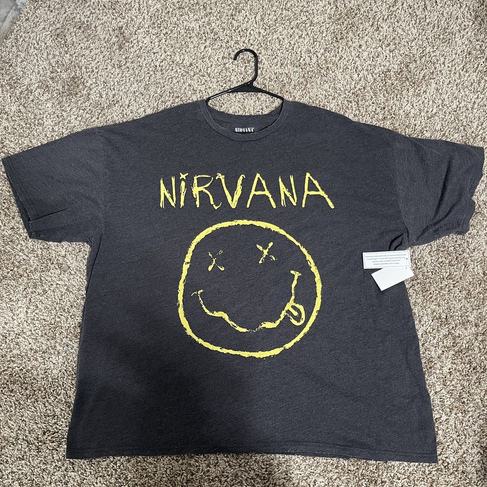 Nirvana Men’s Smiley 1993 Tour Graphic Distress Relax Boxy Tee Size 2XL