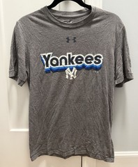 Under Armour Yankees Logo Gray Men’s T-Shirt Size S