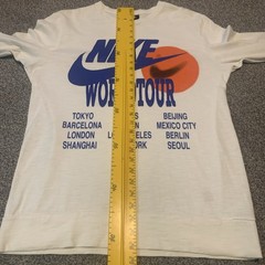 Nike Sportswear World Tour Shirt Mens Medium Crew White Long Glow In Dark Sleeve