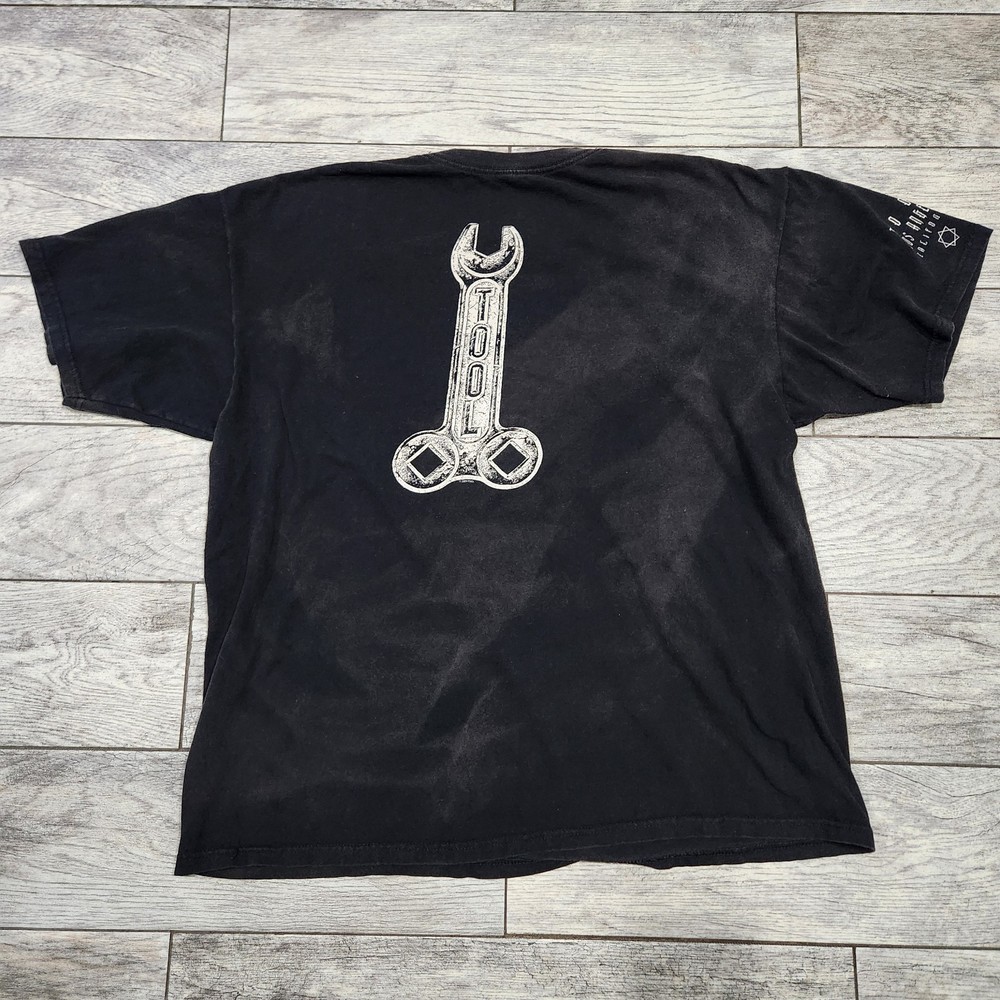 Tool Men’s Tool Los Angeles, California Vintage Logo Band T-Shirt Size 2XL