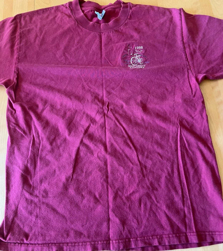 HANES 1998 DOOR COUNTY ENTURY EMBROIDERED BIKE BURGANDY T SHIRT SZ L