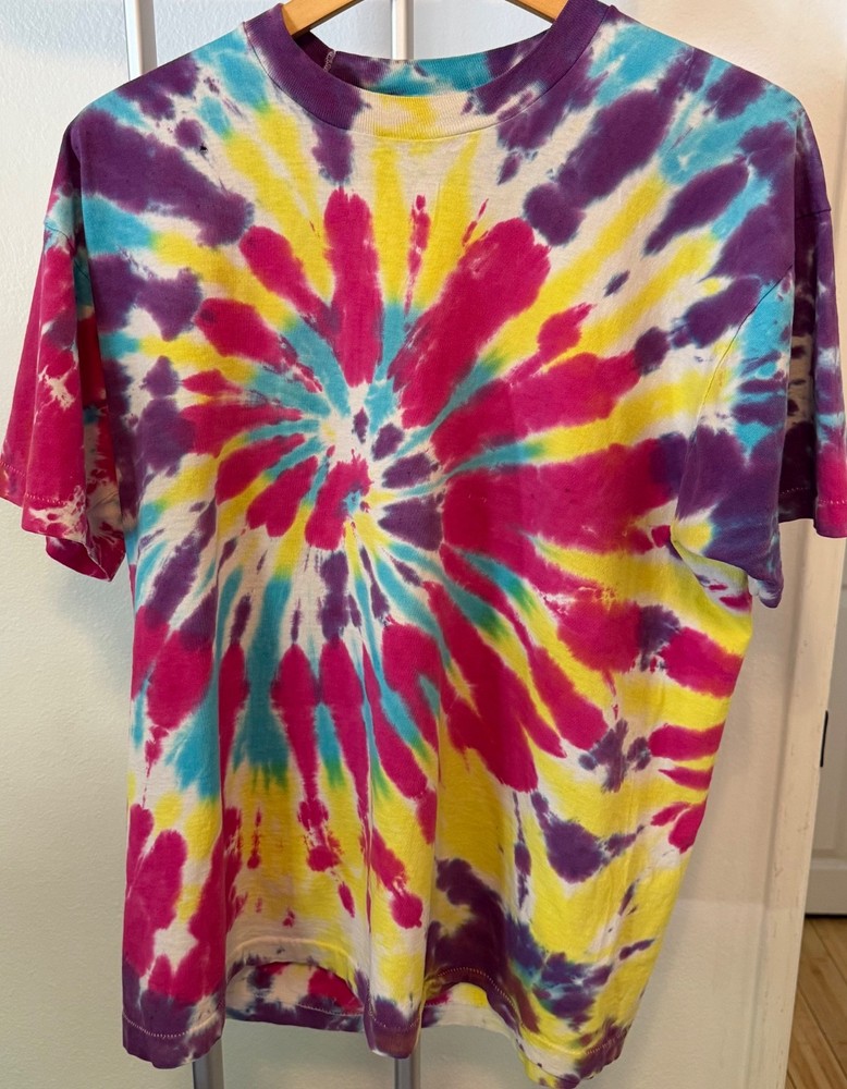 Vintage Fruit Of The Loom Tie Dye Shirt XL Multicolor Rainbow Spiral Graphic Tee