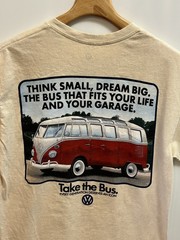 NEW Volkswagen VW Van Dream Big Take The Bus Men’s Size M Tan T-Shirt – B38