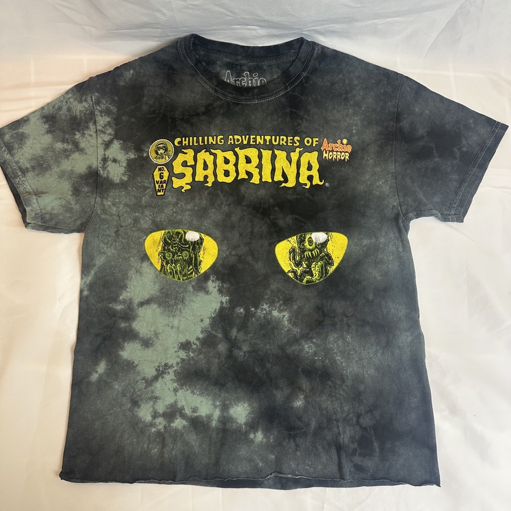 ARCHIE COMICS ” Chilling Adventure Sabrina” Black Bleach Wash Style Tee S
