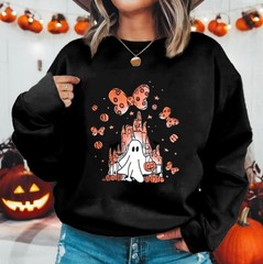 Halloween Sweatshirts for Women: Oversized Ghost Castle Sweatshirt Cute Spook…