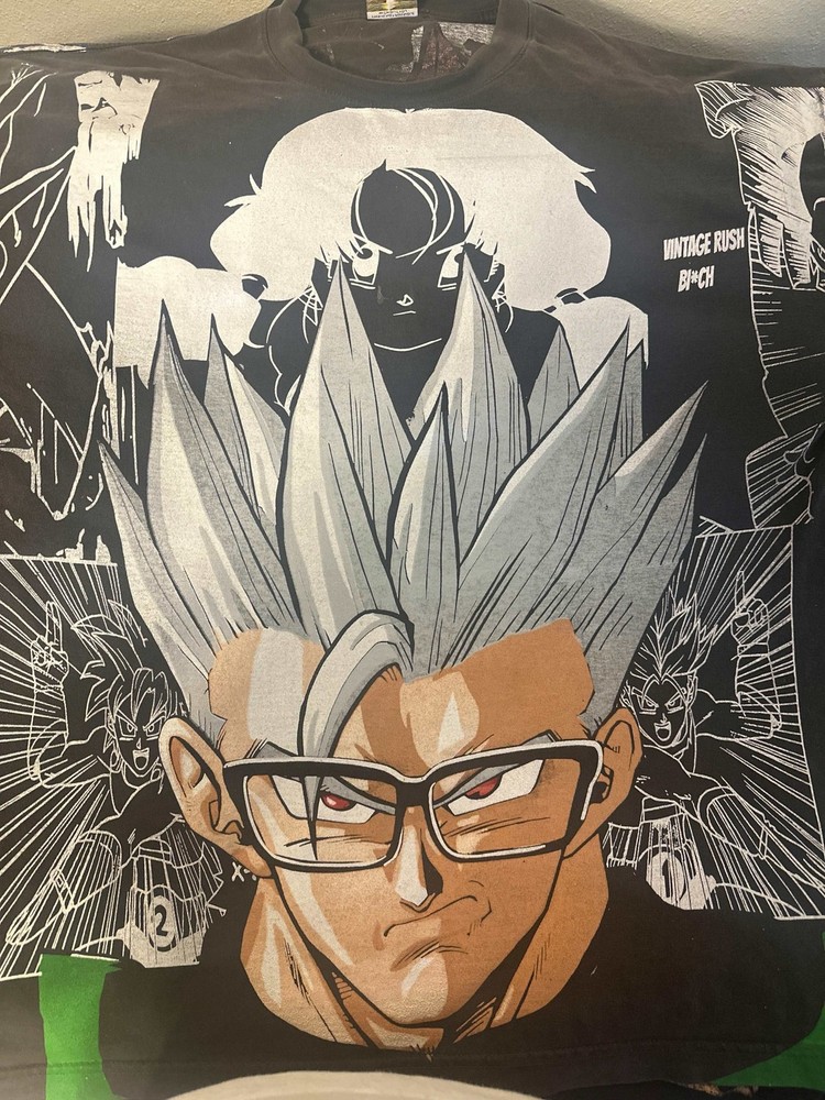 Dragon Ball – Gohan Rose T-Shirt – XL