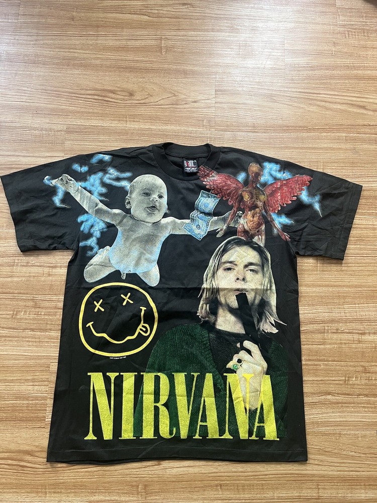 Nirvana Kurt Cobain Band AOP Single Stitch T-Shirt M, XL , 2XL Modern Boot