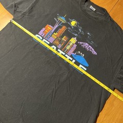 Lot 2 – Vintage 90s Seattle Washington Space Needle Rainer moon T-Shirt USA XL