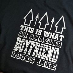 Amazing Boyfriend T-Shirt (Birthday Christmas Anniversary Gift)