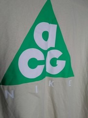 HJ0798-229 Nike ACG Men’s Max90 Loose Fit Heavyweight T-Shirt Light Khaki Size M