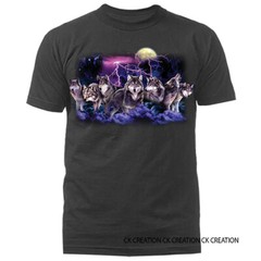 Night Hunt Wildlife Wilderness Outdoor Nature Moon Animal T-shirt