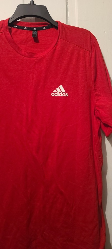 Adidas Men’s T-Shirt Logo Design Graphic Classic Short Sleeve Shirt Red size L