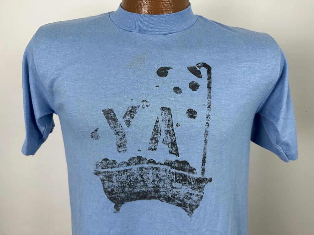 Vintage 80s Graphic T-Shirt M Tight Fit Shower Novelty Grunge Sports Blue USA