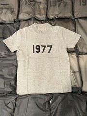 Fear of God Essentials 1977 Dark Oatmeal Tee Size L