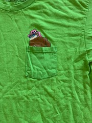 Thrilla Krew Gorilla in Pocket T-Shirt Green Size Large Very Good
