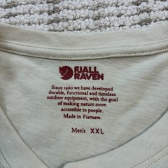NWT Fjallraven Short Sleeve Shirt Logo Mens XXL Organic Cotton Chalk White Beige