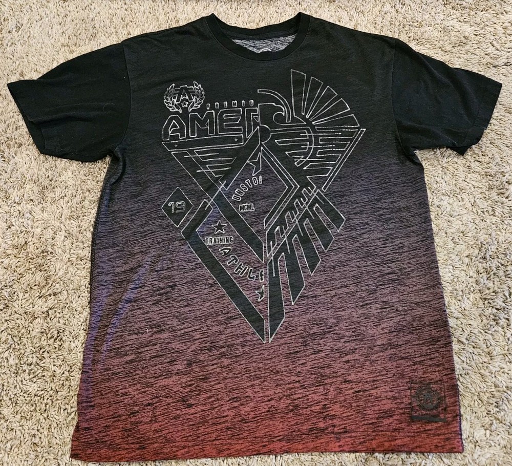 American Fighter Buckle Mens Red Black Ombre Short Sleeve T Shirt Size XL EUC