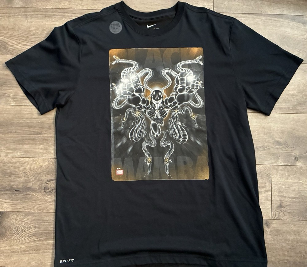 Nike Kobe Bryant T-Shirt Mens XL Dri-Fit Black Mamba Superhero Graphic Tee