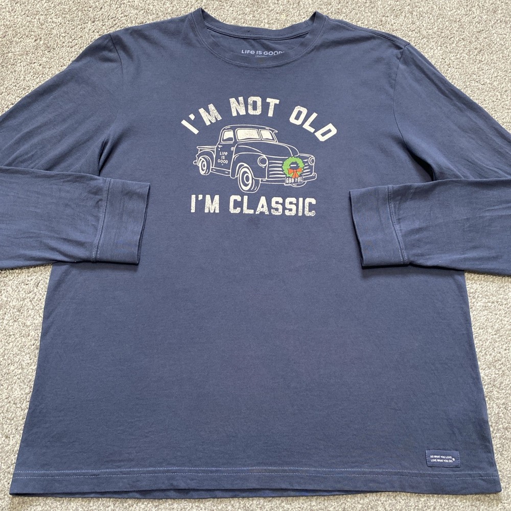 Life Is Good Crusher Tee Men L I’m Not Old I’m Classic Holiday Wreath Truck Blue