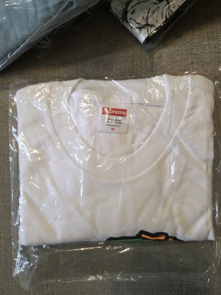 Supreme Molotov Kid Tee Size M New In Original Packing