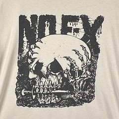 NOFX Tshirt Mens XL Beige Black Final Tour Skull Thrash Skate Punk Rock Band
