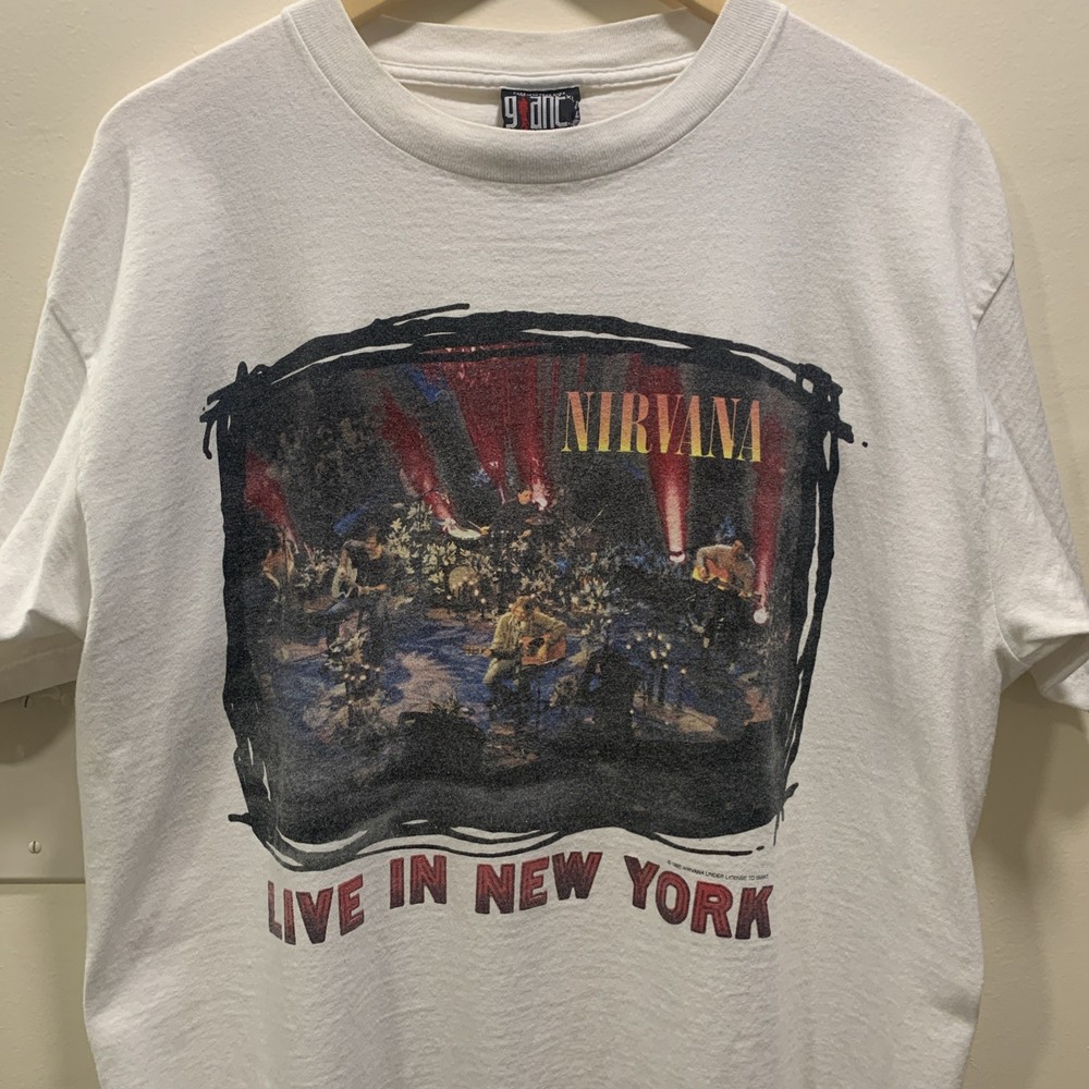 Vintage Nirvana Kurt Cobain MTV Live In New York Unplugged 1995 Size XL 23x30in