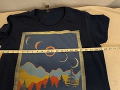 Anvil Eclipse Tennessee 08.21.17 Graphic T Shirt Ladies XL Blue Lightweight
