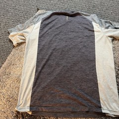 REI CO-OP PERFORMANCE T-SHIRT MENS Medium M Gray 3 Tone Color Nice!