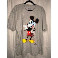 Disney T-Shirt Mens XL Mickey Mouse Gray Misprint Irregular Soft Classic Mickey