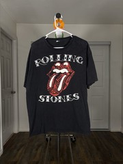 Delta Pro Weight Rolling Stones Tongue Logo Men’s Black Graphic Tee Size M