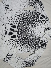 Men’s XL Black White Abstract Pattern Button Front Shirt Long Sleeve Collared