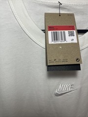 Nike Men’s NSW Prem Essential T-Shirt SS Crew Pure White Size XL NEW WITH TAGS