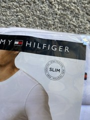 (3 Pack) Tommy Hilfiger Slim Fit 3 Pack Classic Crew Tees Size L Mini flag Logo