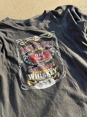 VINTAGE 1970s JACK DANIELS WHISKEY GRAPHIC TEE T-SHIRT PAKISTAN COTTON SMALL