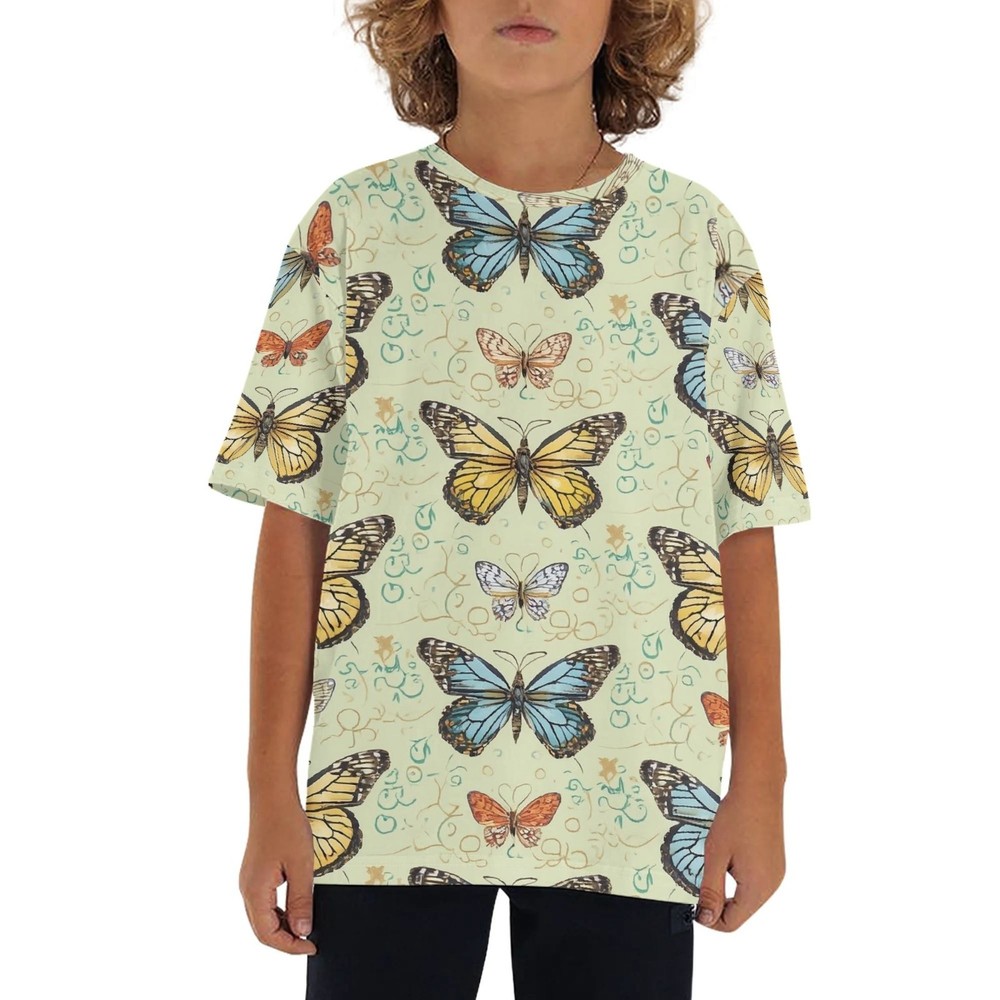 Short-sleeved t-shirt with a loose fit, easy to wear.