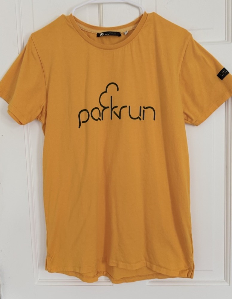 Original ParkRun Apricot T-Shirt Do Clothing Co. Be Set Free in size M