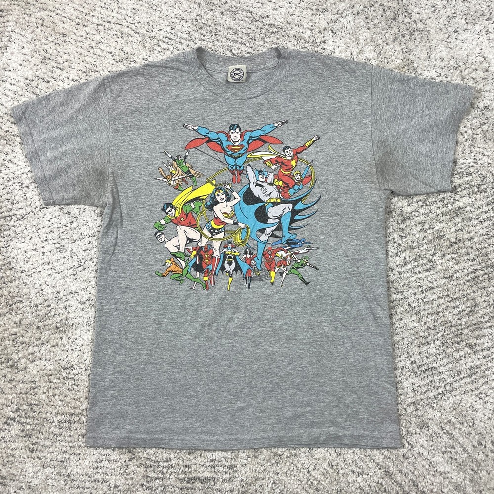 DC Comics Originals Shirt Mens Medium Superman Batman Wonder Woman Group Flash